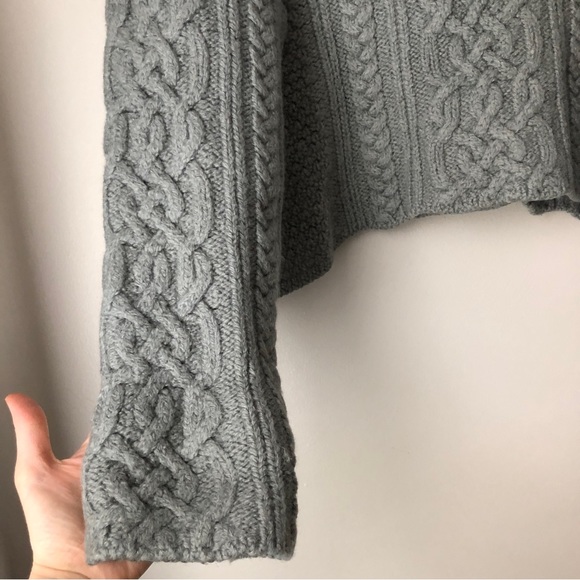 Gray 100% Wool Crop Sweater - Picture 3 of 4